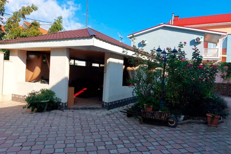 Дом в Евпатории